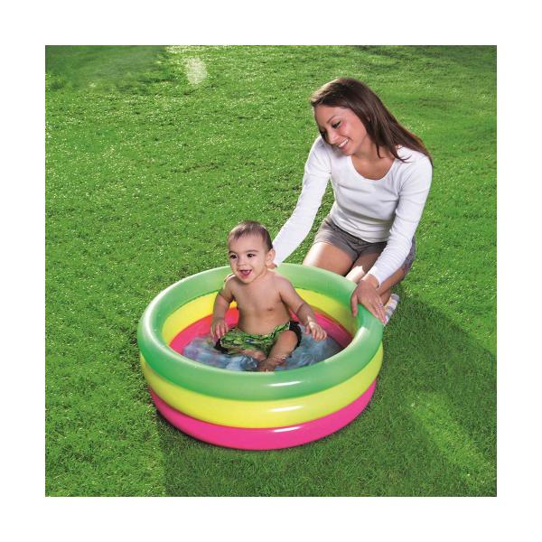 Imagem de Piscina inflável infantil Summer Set com capacidade para 41L