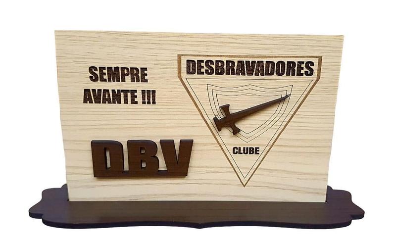 Placa Decorativa Para Mesa Desbravador Dbv - Lualki Imagem de Placa Decorativa Para Mesa Desbravador Dbv