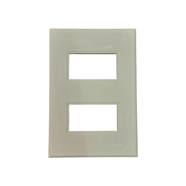 Placa em ABS 4x2 2 Postos Separados Crema Thesi Bticino Imagem de Placa em ABS 4x2 2 Postos Separados Crema Thesi Bticino