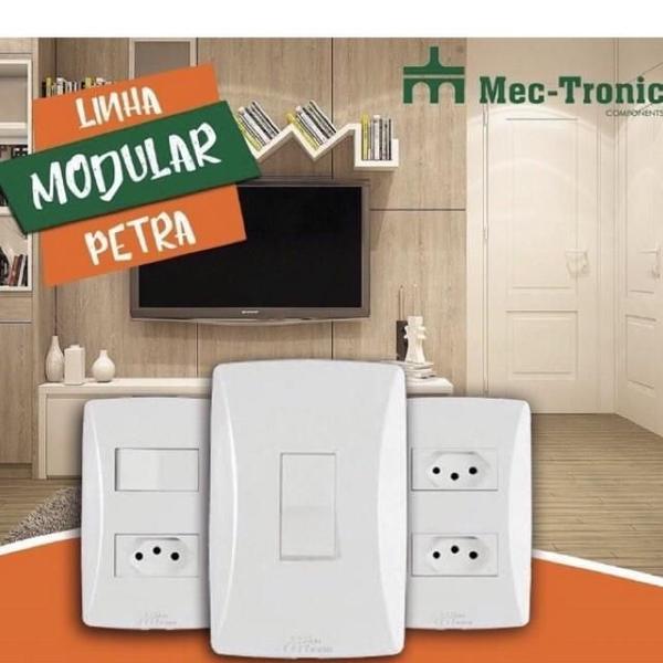 Placa Espelho 4X2 Para 3 Módulos Com Suporte Petra - Unidade - Mec- Tronic Imagem de Placa Espelho 4X2 Para 3 Módulos Com Suporte Petra - Unidade
