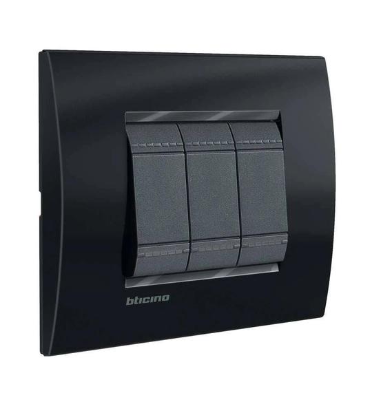 Placa Living Light 4X2 3 Postos Anthracite - Bticino Imagem de Placa Living Light 4X2 3 Postos Anthracite - Bticino