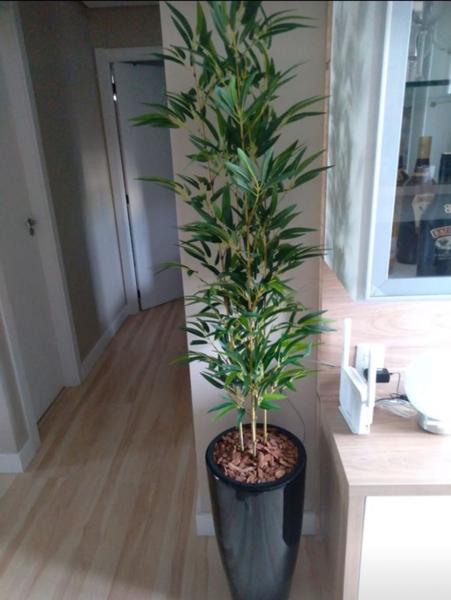 Imagem de Planta artificial Bambu vertical 4 hastes 1mt o vaso não acompanha