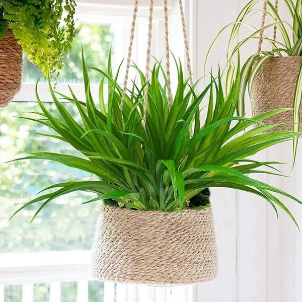 Imagem de Planta Artificial de Grama com 14 Folhas - Ideal para Guirlandas de Natal e Decoração de Jardim