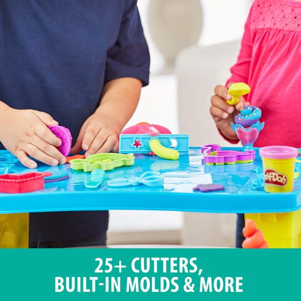 Imagem de Play-Doh Play 'N Store Kids Play Table for Arts & Crafts Activities with 8 Non-Toxic Colors, 2 Oz Cans (Amazon Exclusive)