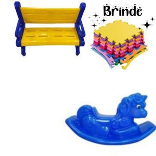 Playground Infantil Banco Plástico, Unicórnio e Tatames Inclusos - Valentina Brinquedos Imagem de Playground Infantil Banco Plástico, Unicórnio e Tatames Inclusos