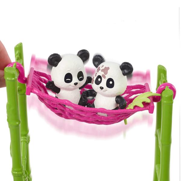 Playset Barbie com Boneca - Cuidados e Resgates de Panda - Mattel Imagem de Playset Barbie com Boneca - Cuidados e Resgates de Panda - Mattel