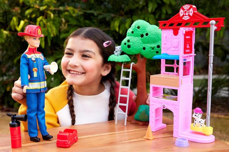 Playset Barbie Profissões Bombeira Mattel HRG55 Imagem de Playset Barbie Profissões Bombeira Mattel HRG55