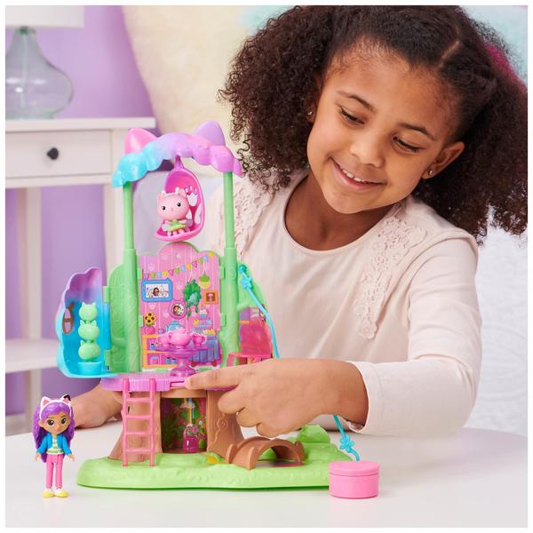 Playset Casa na Árvore Transformável com Acessórios e Luzes - Gabby's Dollhouse Imagem de Playset Casa na Árvore Transformável com Acessórios e Luzes