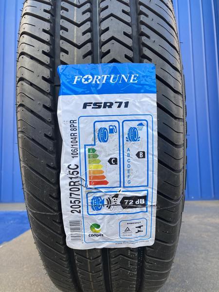 Imagem de Pneu 205/70r15c 106/104r 8pr fsr71 fortune