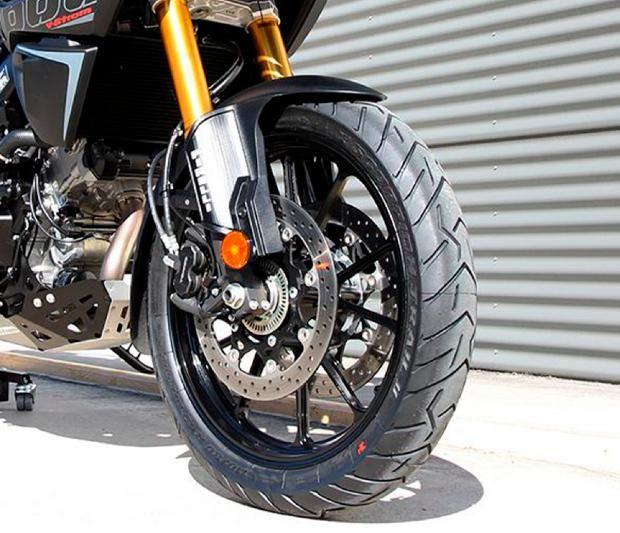 Imagem de Pneu De Moto Pirelli Dianteiro 110/80-19 Scorpion Trail 2 MOTO GUZZI