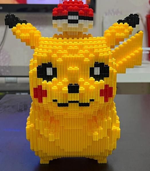 Pokémon Pikachu Diamante - Kit de Micro Blocos de Construção (5210 Peças) Imagem de Pokémon Pikachu Diamante - Kit de Micro Blocos de Construção (5210 Peças)
