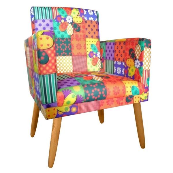 Imagem de Poltrona Decorativa Nina Suede PatchWork Retalhos com Rodapé