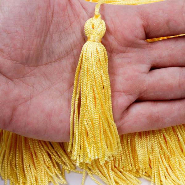 Pompom Tassel 70mm Em Poliester Com 100 Peças - LADEIRA BIJUTERIAS Imagem de Pompom Tassel 70mm Em Poliester Com 100 Peças
