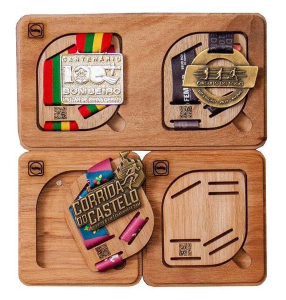 Imagem de Porta Medalhas Para 4 Medalhas - Hobby Medals