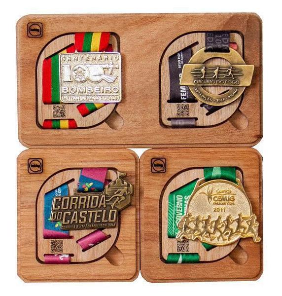 Imagem de Porta Medalhas Para 4 Medalhas - Hobby Medals