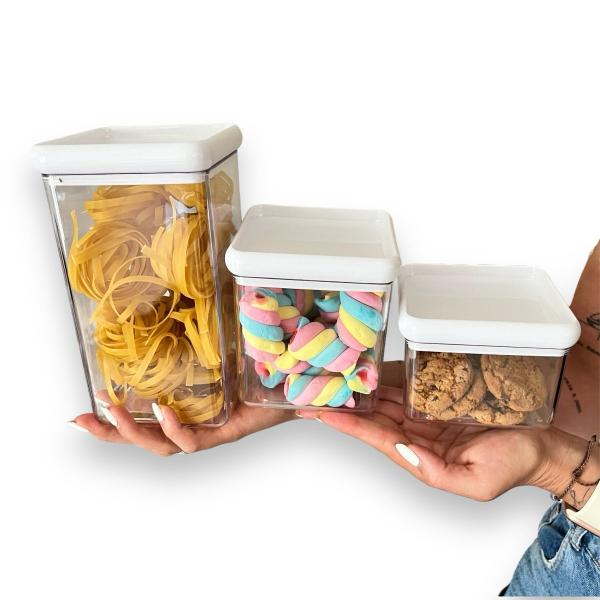 Potes Herméticos Kit 12 Organizador Mantimento Geladeira Despensa Acrílico Alta Qualidade Empilhavel - Organiser Imagem de Potes Herméticos Kit 12 Organizador Mantimento Geladeira Despensa Acrílico Alta Qualidade Empilhavel
