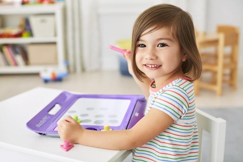 Imagem de Prancheta magnética Fisher-Price DoodlePro Slim Purple