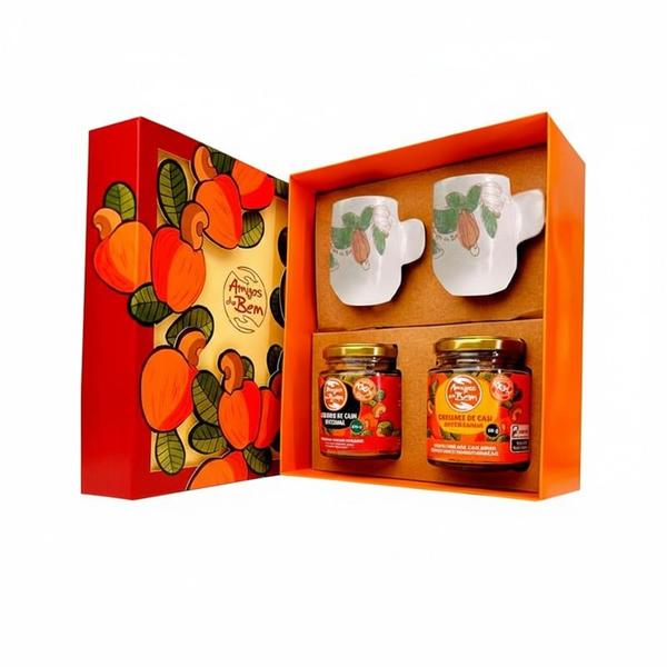 Presente Solidário Amigos do Bem Xícaras de Cerâmica Artesanal com Castanhas de Caju Premium e Caramelizada LC12