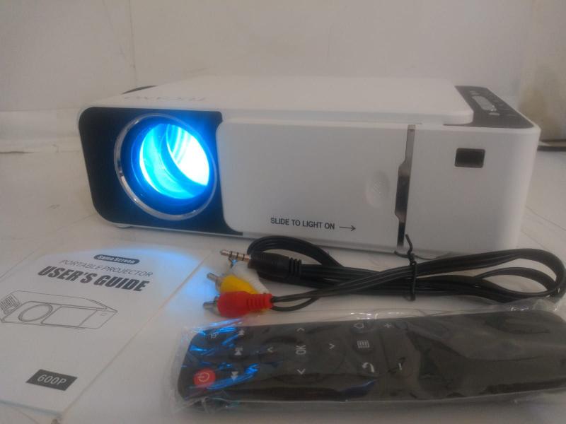 Imagem de Projetor led t5 2500 lumens wifi espelhamento celular - novo