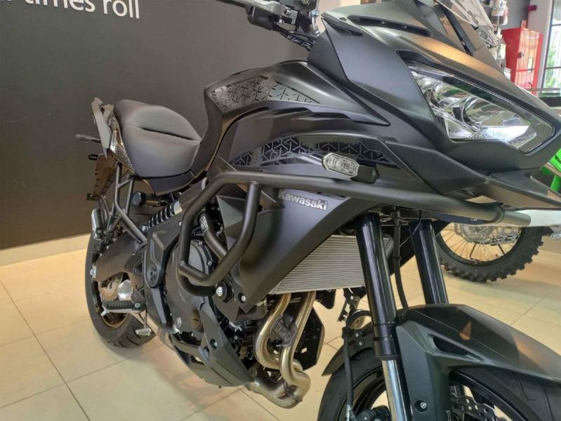 Imagem de Protetor de motor e carenagem Versys 650 Tourer 2023+