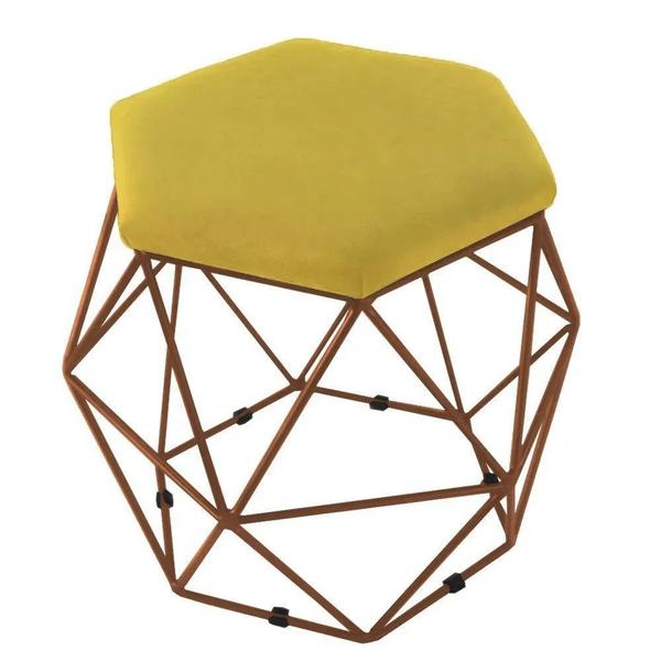 Imagem de Puff Aramado Bronze Assento Hexagonal Suede Amarelo