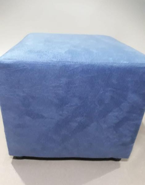 Imagem de Puff Banquinho Reforçado Assento Poltrona - Tecido Suede  - 25x29x29 - Suporta Até 120kg - AZUL