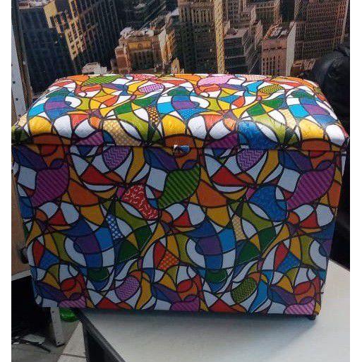 Imagem de Puff Baú Porta Objetos Médio - Romero Britto