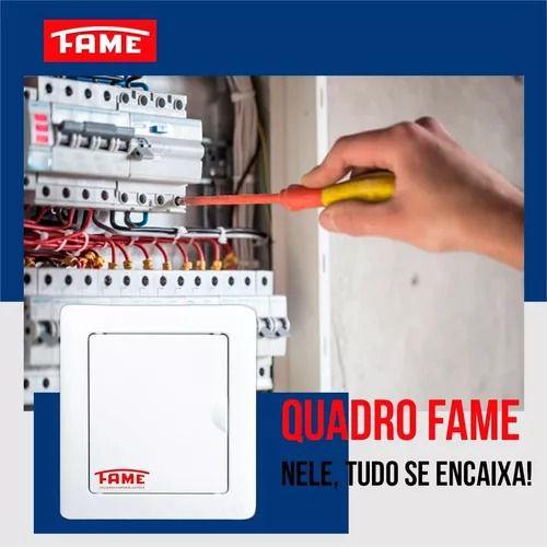 Imagem de Quadro Distribuição Fame P/ 24 Disj Embutir Porta Reversivel