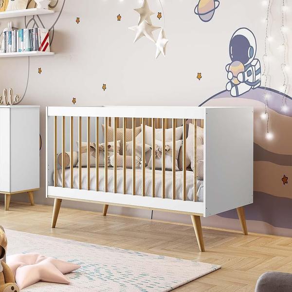 Imagem de Quarto de Bebê Berço 3 em 1 Grades de Madeira Cômoda com Porta Fraldario Infantil Branco Carolina Baby