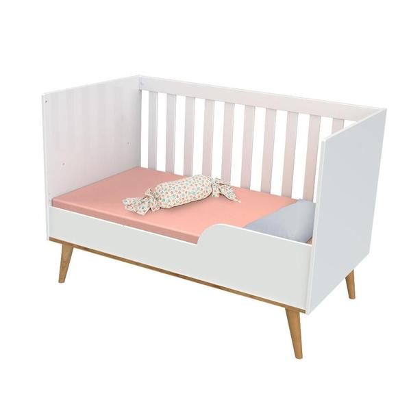 Imagem de Quarto de Bebê Berço 3 em 1 Retro Cômoda com Porta Fraldário Infantil Branco Carolina Baby