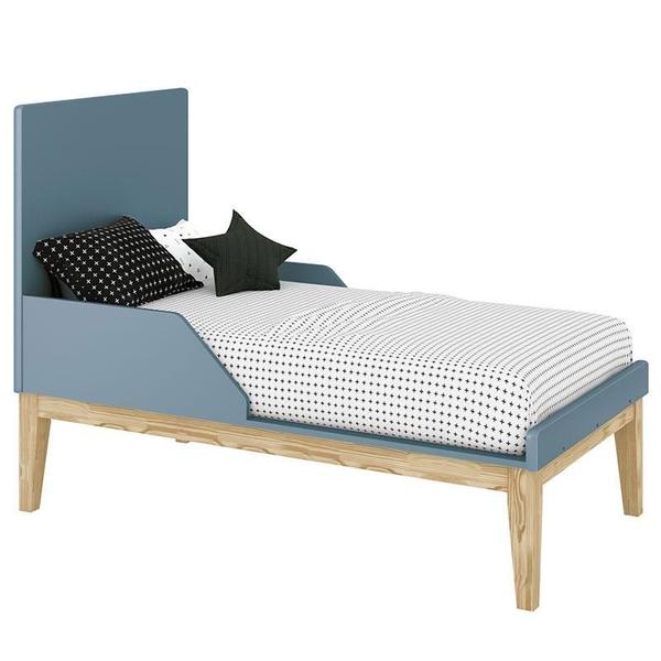 Imagem de Quarto de Bebê Classic 2 Portas com Colchão e Cômoda Gaveteiro Azul Pés Madeira Natural  Reller