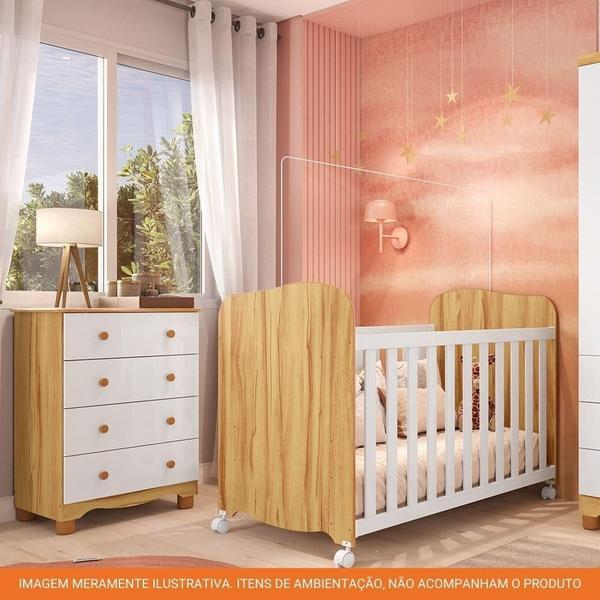 Imagem de Quarto De Bebê Com Cômoda 4 Gavetas Berço Junior Uli Móveis Peroba Branco/Amendoa