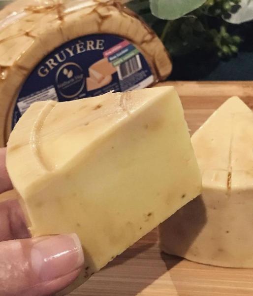 Imagem de Queijo Vegetal Tipo Gruyère NatuCheese 240g