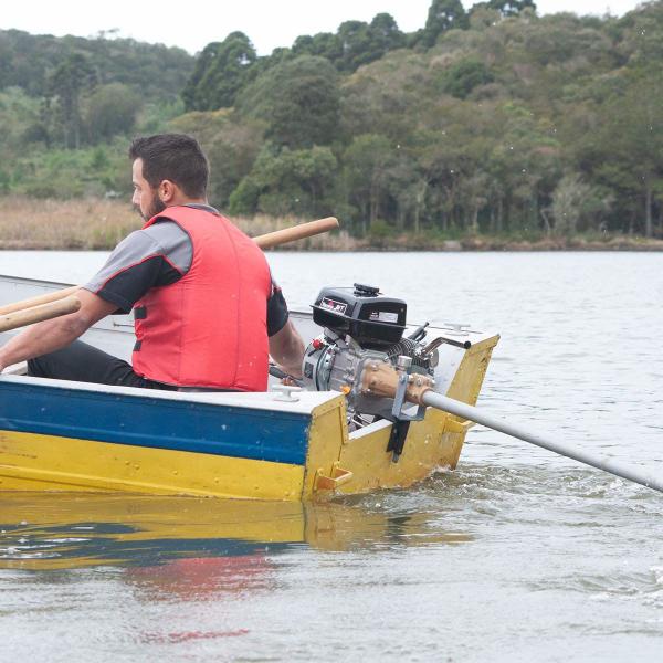 Rabeta Horizontal Toyama TLS1800A 1,8m para Motores 5,5hp e 6,5hp Imagem de Rabeta Horizontal Toyama TLS1800A 1,8m para Motores 5,5hp e 6,5hp