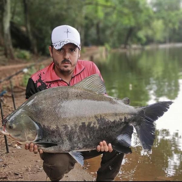 Imagem de Ração Aquamil Furadinha Isca Peixe P40 12mm Maracuja 120g