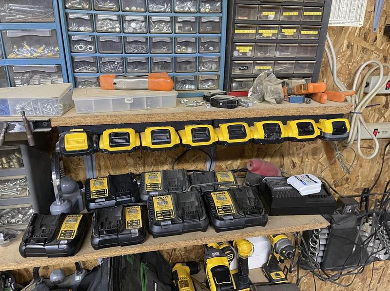 Imagem de Rack de bateria DeWalt 20V compatível com SZWJT-LV com 4 slots