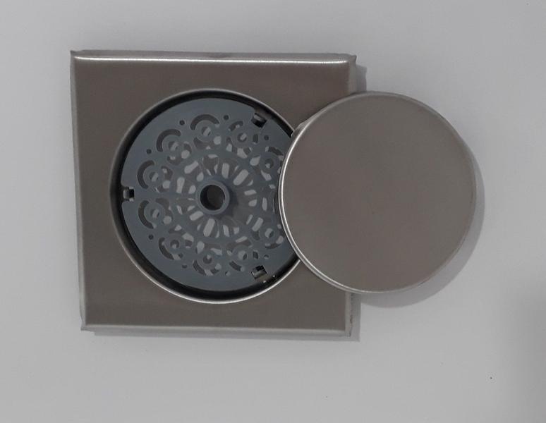 Ralo Inox Elegance Escovado 12,5cm x 12,5cm p/ Cx De 100mm - MOZAIK Imagem de Ralo Inox Elegance Escovado 12,5cm x 12,5cm p/ Cx De 100mm