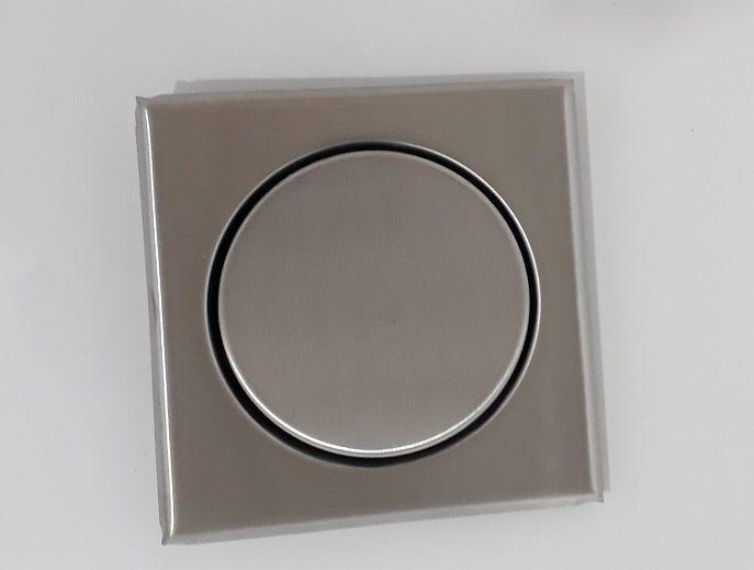 Ralo Inox Elegance Escovado 12,5cm x 12,5cm p/ Cx De 100mm - MOZAIK Imagem de Ralo Inox Elegance Escovado 12,5cm x 12,5cm p/ Cx De 100mm