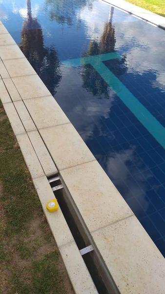 Ralo Oculto Infinito 1 M X 6 Cm M1Nox Em Inox 304 Imagem de Ralo Oculto Infinito 1 M X 6 Cm M1Nox Em Inox 304