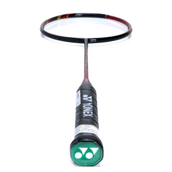 Imagem de Raquete de Badminton Yonex Astrox 99 Preta e Vermelha