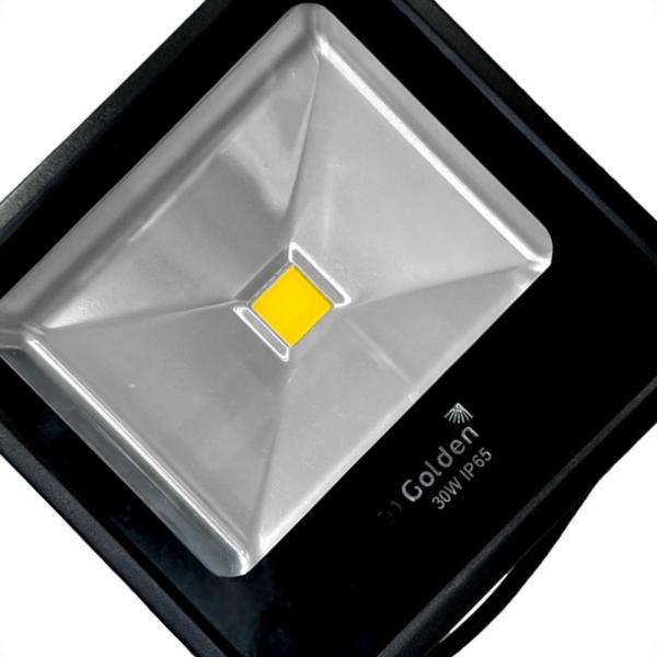 Imagem de Refletor De Led Golden Fit Preto 30W. 2700K Amarelo