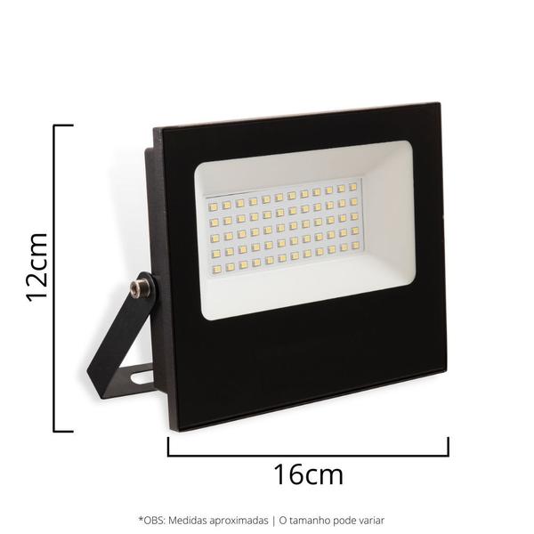 Refletor LED 50W RGB Colorido SMD Ip66 Uso Externo Resistente Água Bivolt - Athlanta Imagem de Refletor LED 50W RGB Colorido SMD Ip66 Uso Externo Resistente Água Bivolt