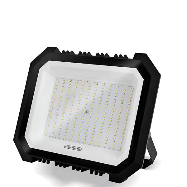 Refletor Led Pro 100-240V 6500K 300W 8000 Lúmens IP65 Black+Decker Imagem de Refletor Led Pro 100-240V 6500K 300W 8000 Lúmens IP65 Black+Decker