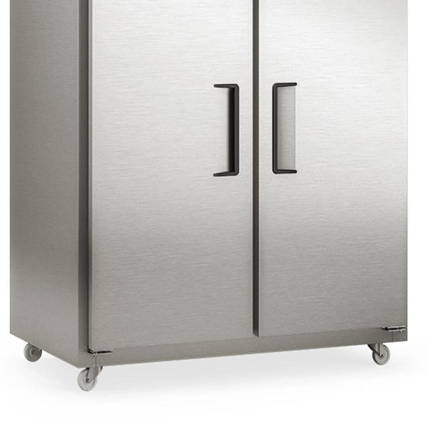 Refrigerador Comercial GRCR-2P TI Gelopar - 2 Portas 1421L Aço Revestido com Película Tipo Inox Temperatura 0 a +7C Imagem de Refrigerador Comercial GRCR-2P TI Gelopar - 2 Portas 1421L Aço Revestido com Película Tipo Inox Temperatura 0 a +7C