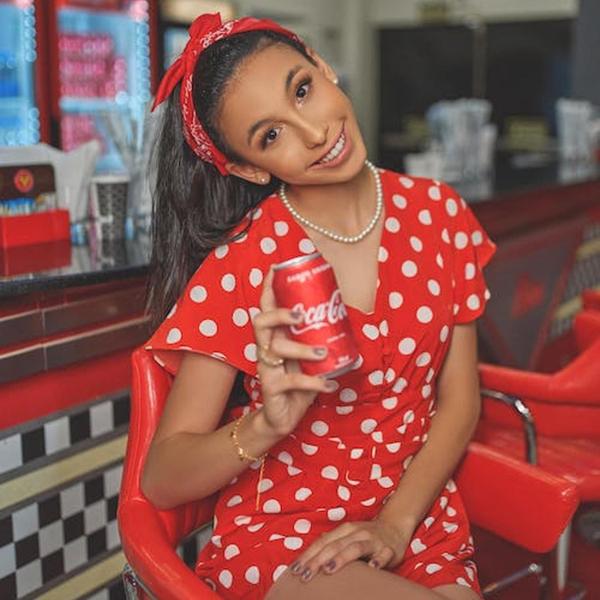 Imagem de Refrigerante Coca Cola Sem Açucar Lata 220Ml ( 6 Latas )