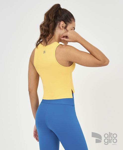 Regata Eterna Cropped Alto Giro Amarelo Suave Imagem de Regata Eterna Cropped Alto Giro Amarelo Suave
