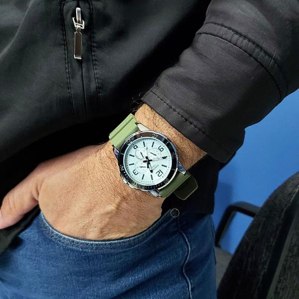 Imagem de Relógio Casio Masculino Analógico Verde MTP-VD300-3BUDF