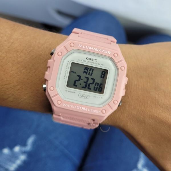 Imagem de Relógio de Pulso Casio Feminino Digital Esportivo Quadrado Illuminator Rosa Prova Dágua 50 Metros W-218HC-4AVDF