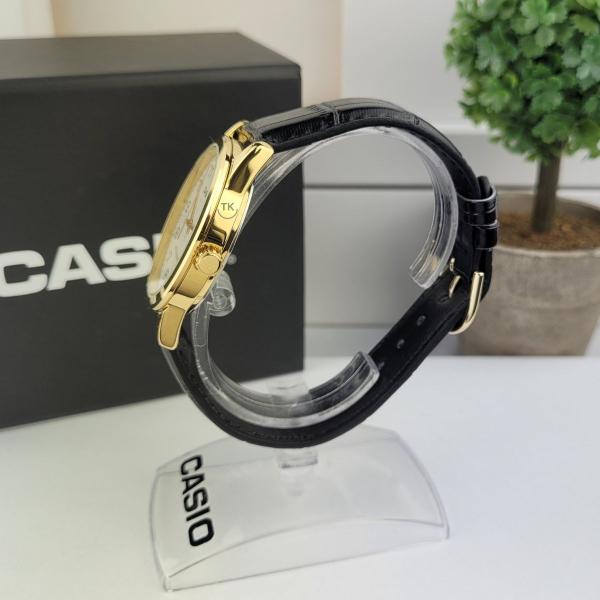 Imagem de Relógio de Pulso Masculino Casio Casual Quartz Analógico Redondo Pulseira de Couro Dourado MTP-V001GL-7BUDF