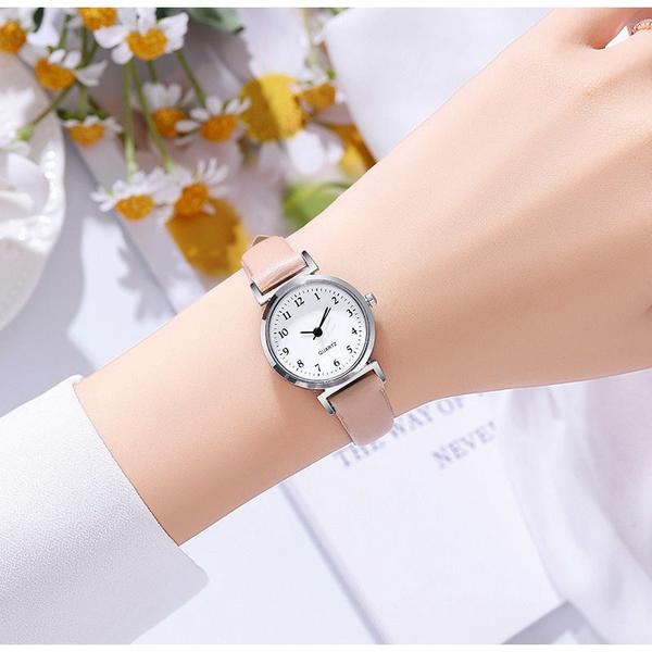 Relógio de quartzo digital feminino com cinto fino Modia 68 - J-One Imagem de Relógio de quartzo digital feminino com cinto fino Modia 68